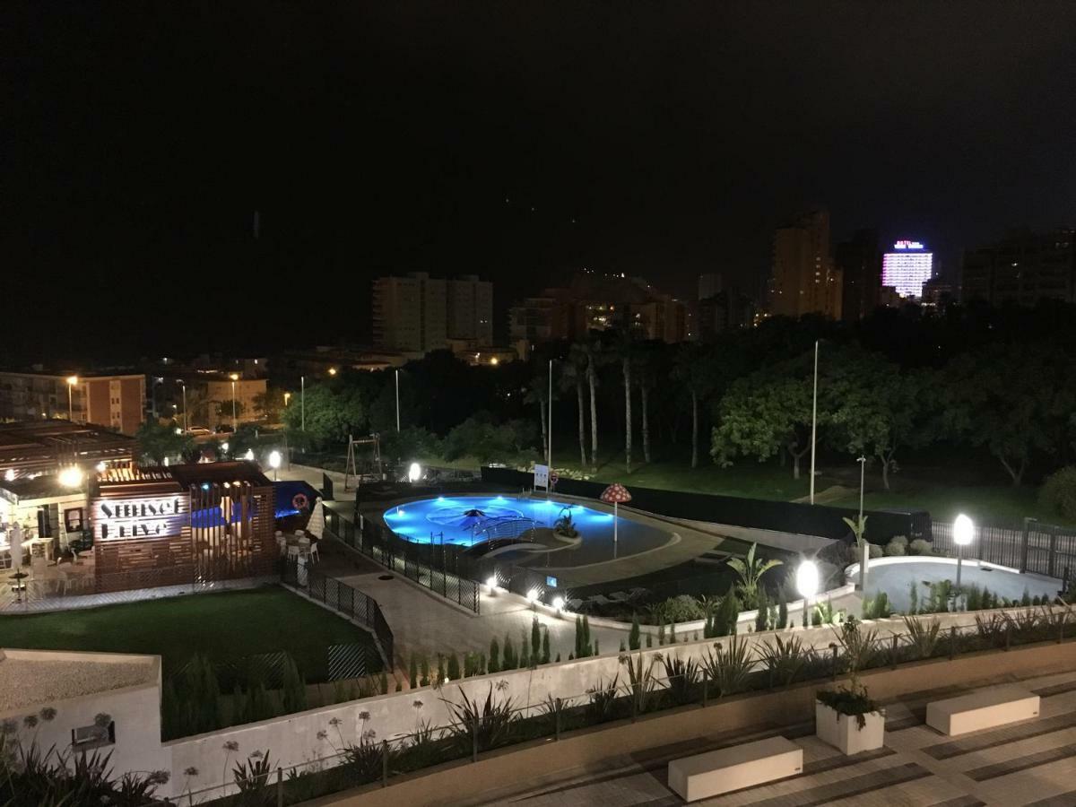 Sunset Drive 90210 Apartment Benidorm Bagian luar foto